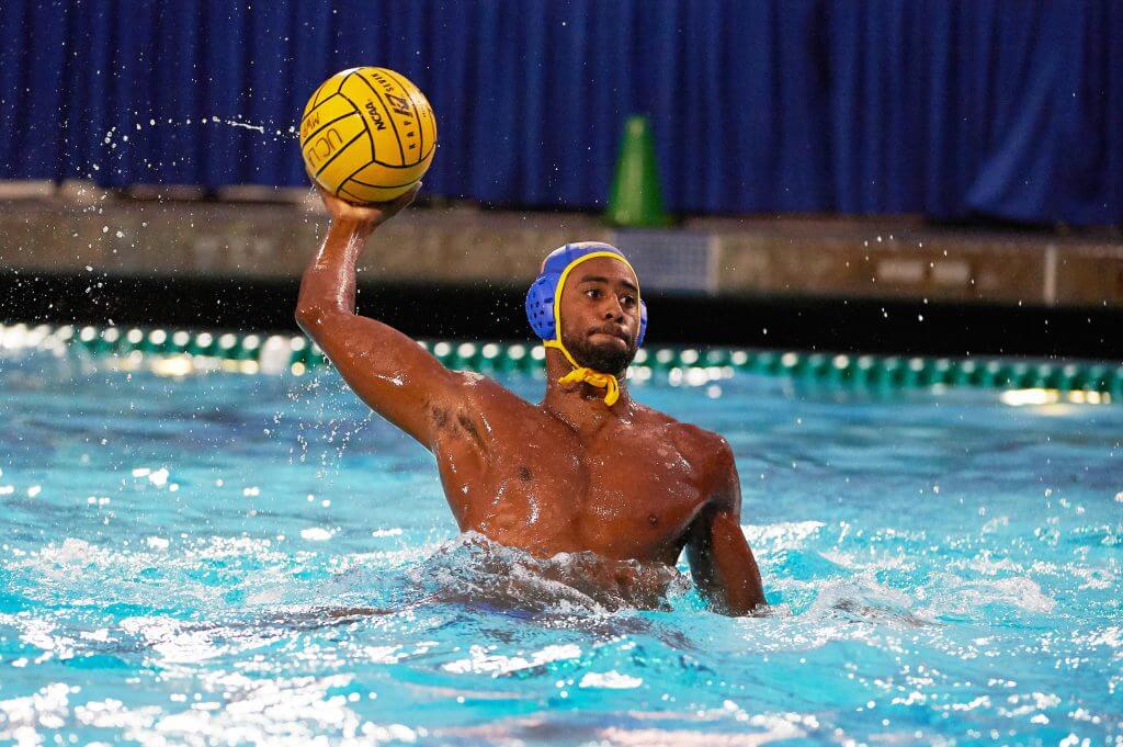 UCLA Athletics - 2017 UCLA Men's Water Polo versus UC Santa Barbara Gauchos. Spieker Aquatic Center, Los Angeles, CA. September 15th, 2017 Copyright Don Liebig/ASUCLA 170915_MWP_0254.NEF